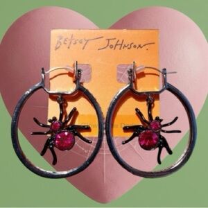 NWT Betsey Johnson Ghoul Friends Pink Gemstones Spider Glow Hoop Earrings OS